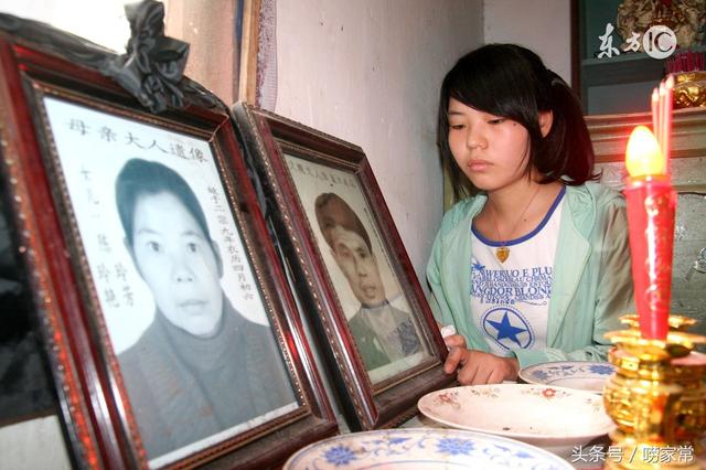 父母雙亡，我嫁進婆婆家備受刁難，弟弟一個電話讓全家人對我變了態度