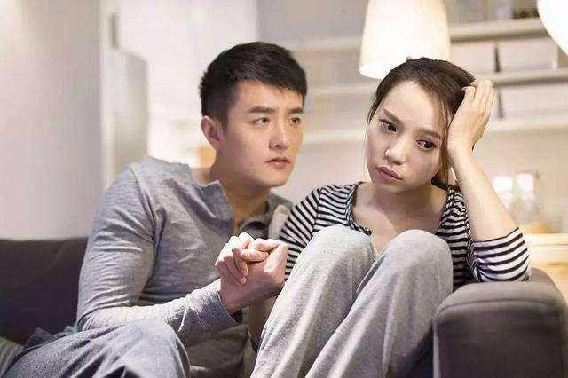 老公欺騙妻子謊稱孤兒，請鄉下媽媽當保姆，妻子怒扇耳光跑回娘家