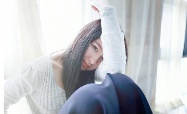 離婚十五年你沒給撫養費，現在沒人養老想到女兒了？