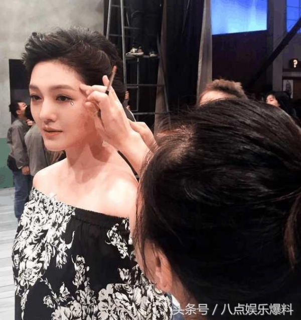 汪小菲脾氣暴躁摔筷子，大S保護小玥兒，冷回：「如果你喜歡上別人，女兒要跟我！」
