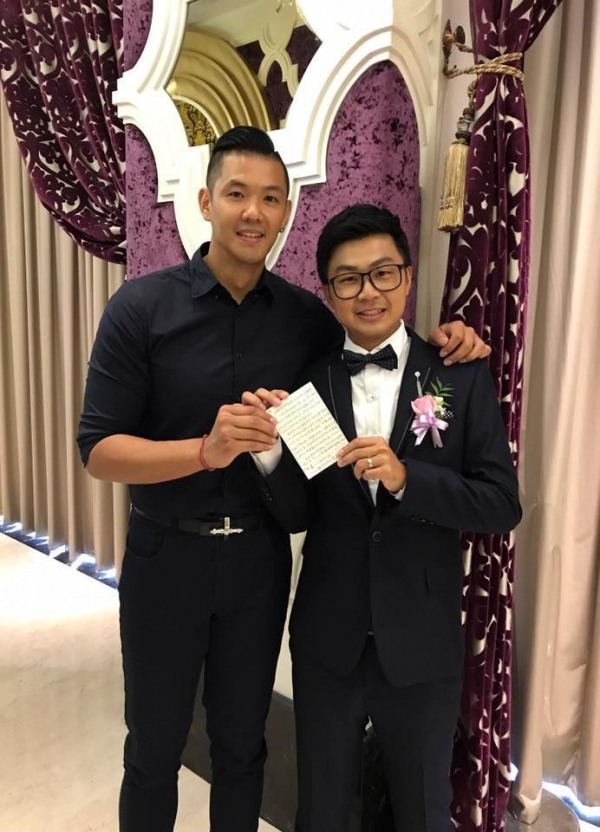 13年前幫助警員度過人生困難！13年後黑人陳建州驚喜收到「員警兒子喜訊」一封信讓大家哭了！