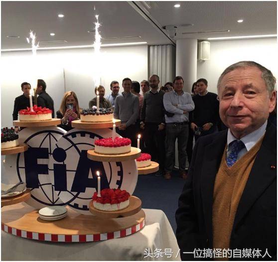 55歲楊紫瓊近照曝光！也差太多了吧！原來千億身家的外籍老公每天面對這樣的老婆！