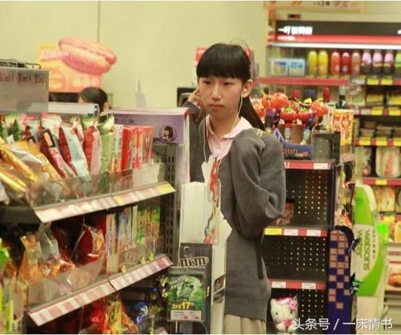 你一定記得她！16歲嫩模跟冠希哥…照瘋傳多年後近況！太意外：竟過得超爽