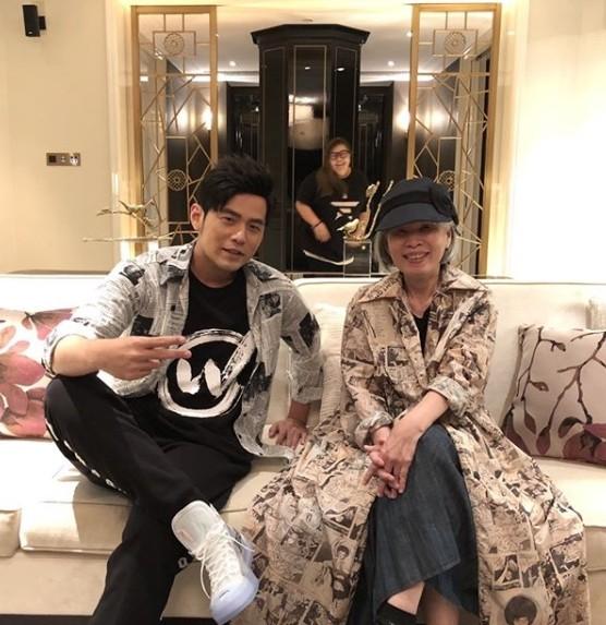 周杰倫4歲開始「每天練琴2hr」　媽媽藤條伺候…辛酸史曝光！