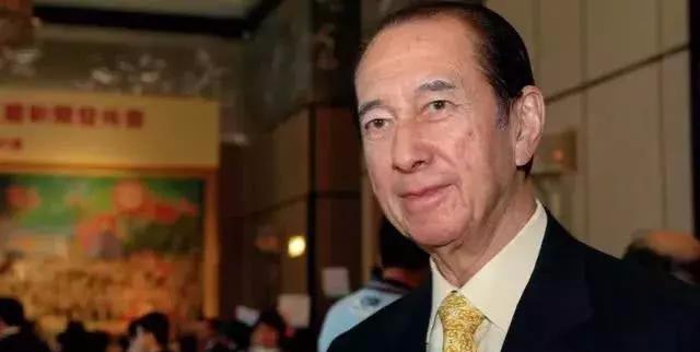 知情人發文稱，為了給賭王沖喜，奚夢瑤何猷君將在近期宣布訂婚！