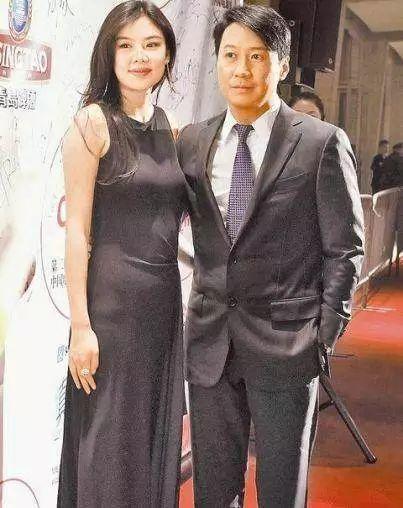 樂基兒四年敗光黎明7.5億，離婚5年後再嫁愛情，如今近照曝光成這樣，網友：黎明的眼光真獨特啊！ 