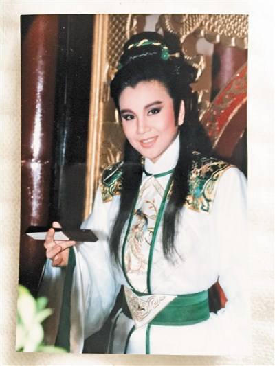 55歲李如麟未婚生女，為了家計，一天只靠10元過活！7年後近況曝光，網友：雨過天晴