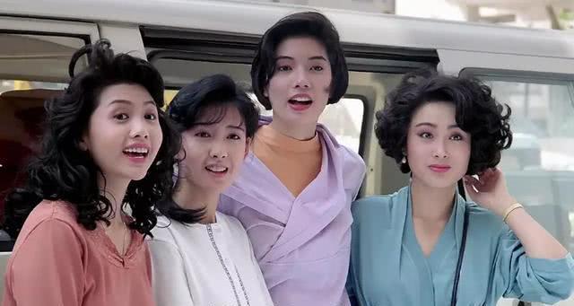 7位功夫巨星的11位漂亮老婆，多半是模特，全部認識算你厲害！