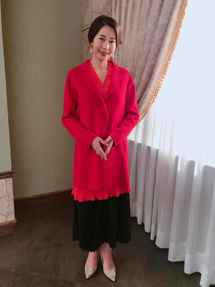 《炮仔聲》丁寧結婚10年「每天會等老公下班」感情超好，照顧「3混血兒女」不忘過兩人世界！