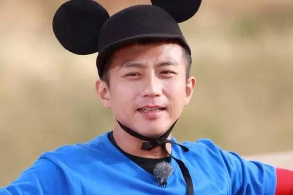 《跑男》大換血，鄧超被頂替，網友：他去專心搞電影，挺好的！