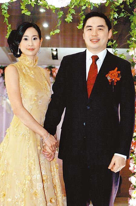 麻衣豪門夢碎「內幕」曝光！公公不滿麻衣：「學歷低、又只是個通告咖….」怒控媳婦表裡不一！