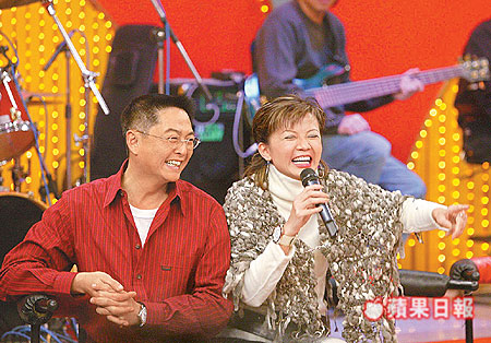 高欣欣、李國超 相戀13年，陪對方走過離婚...陪對方一起練國標，老了才知道簡單的愛，最實在! 