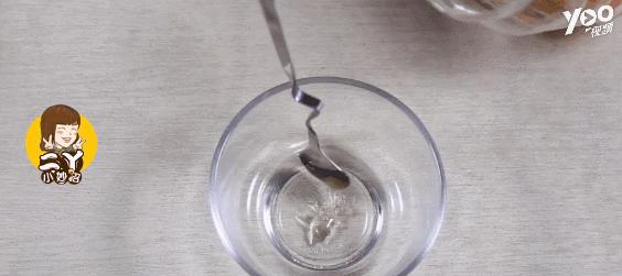 把白酒倒進蜂蜜里，假蜂蜜立刻現原形，再也不怕買到假的了！