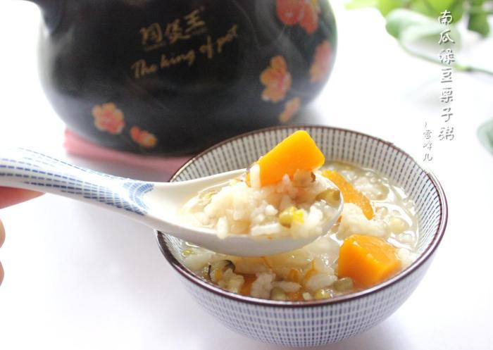 砂鍋栗子南瓜粥不愧是養生滋補粥,不僅美味好喝，常喝身體健康