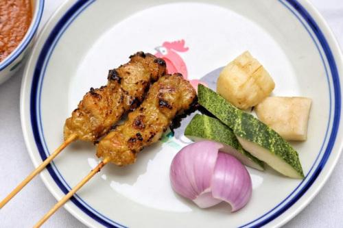 新加坡哪些美食受歡迎？中國海南雞飯等讓人慾罷不能