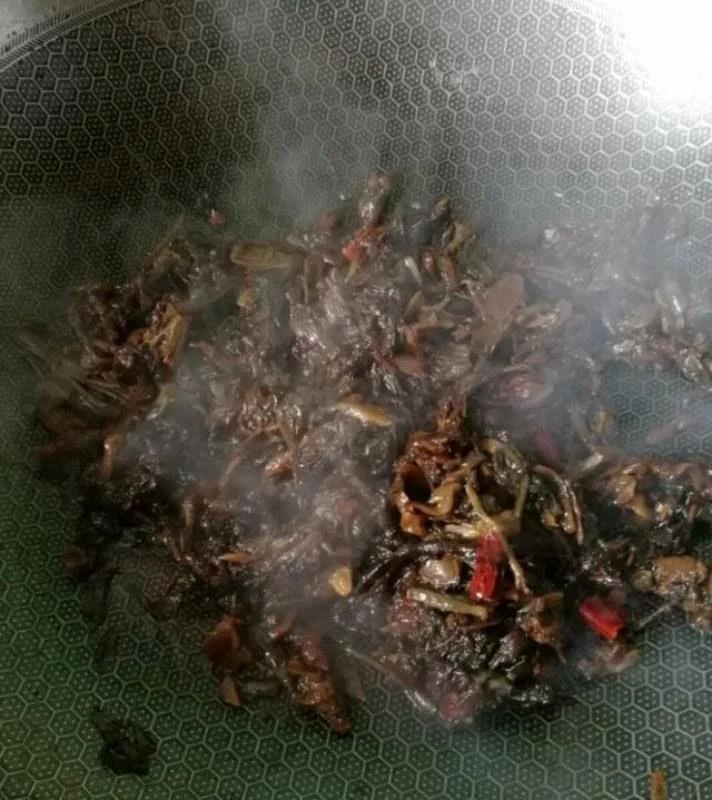 酒店大廚傳下來「客家梅菜扣肉」的秘方，想學不會都難，層次分明香氣濃鬱超好吃