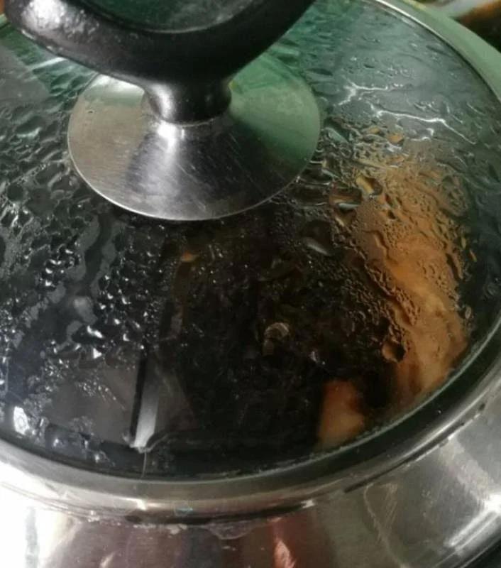 酒店大廚傳下來「客家梅菜扣肉」的秘方，想學不會都難，層次分明香氣濃鬱超好吃