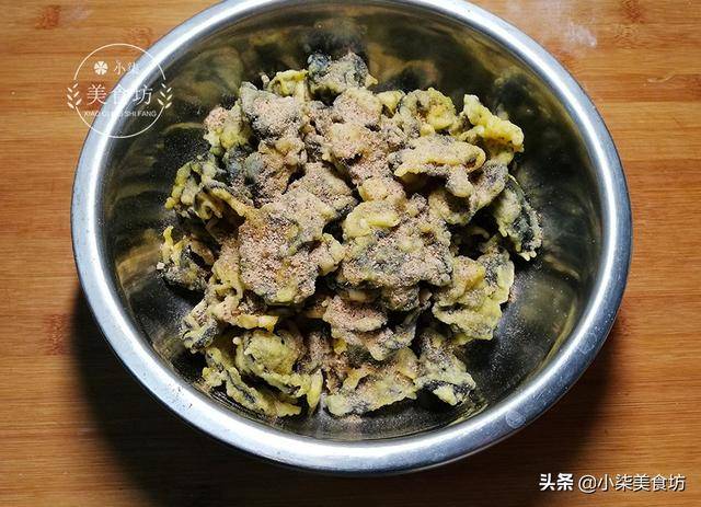 木耳新吃法，3分鐘就出鍋，外酥里軟，端上桌全搶光，比肉還好吃。
