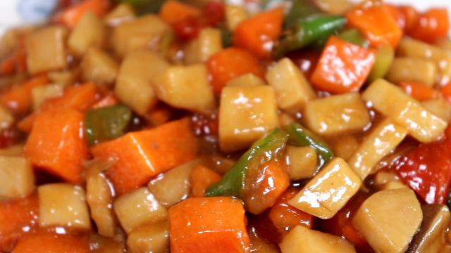 杏鮑菇新做法，又香又入味，口感比肉好，每次做兩盤都不夠吃