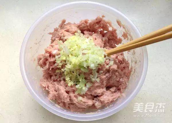 在家自製午餐肉，無添加全是肉，比罐頭好吃多了！