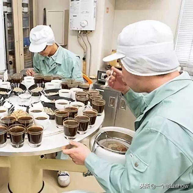 這家擁有56年歷史的日本國民咖啡品牌，如何做到全面碾壓星巴克！