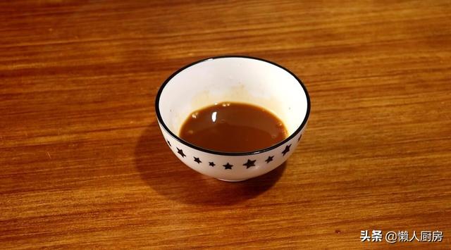 豆腐別只會燒湯，快試試這種好吃的做法，比吃大魚大肉香