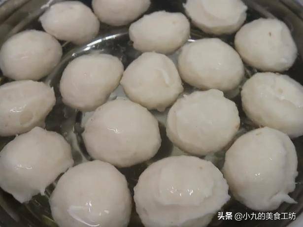 想吃魚丸不用買，自己在家就能做，鮮美滑嫩Q彈！