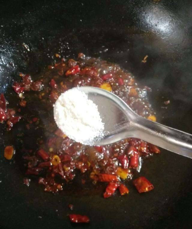 魚香肉絲炒麵，面這樣做太好吃了