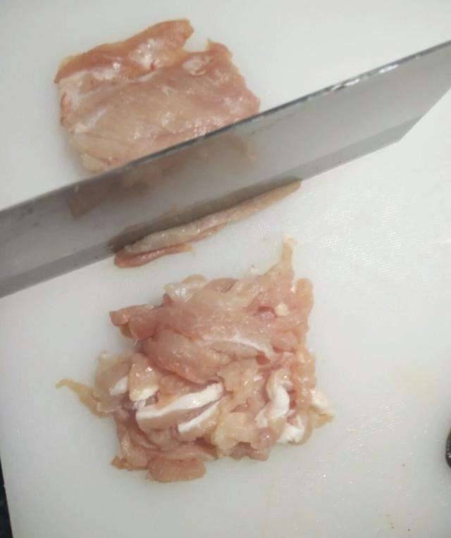 魚香肉絲炒麵，面這樣做太好吃了