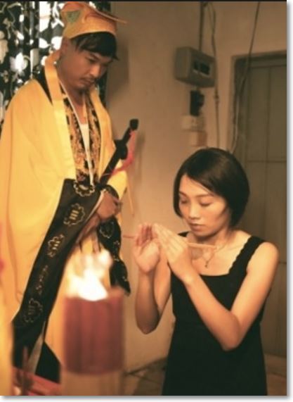 她身體內有髒東西要趕快雙修除掉，2年被宮主硬上「557次」！ 網：「被騙的其實是宮主…」