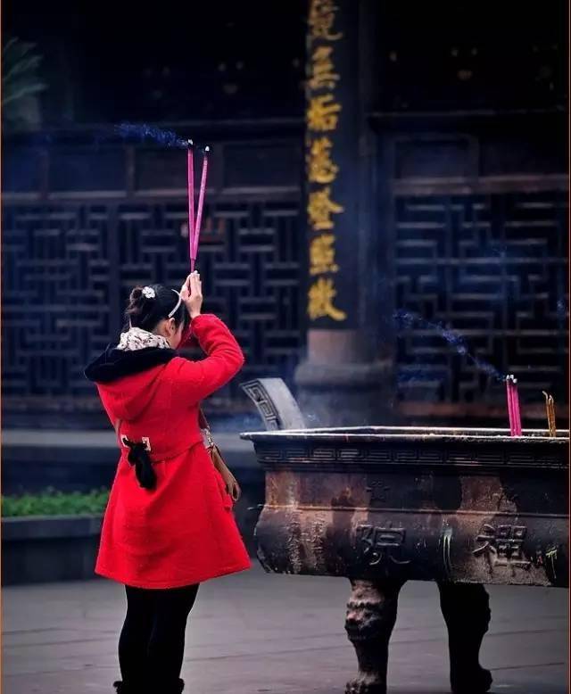 拜拜時，萬萬不能和佛祖說「這兩句話」，切記 