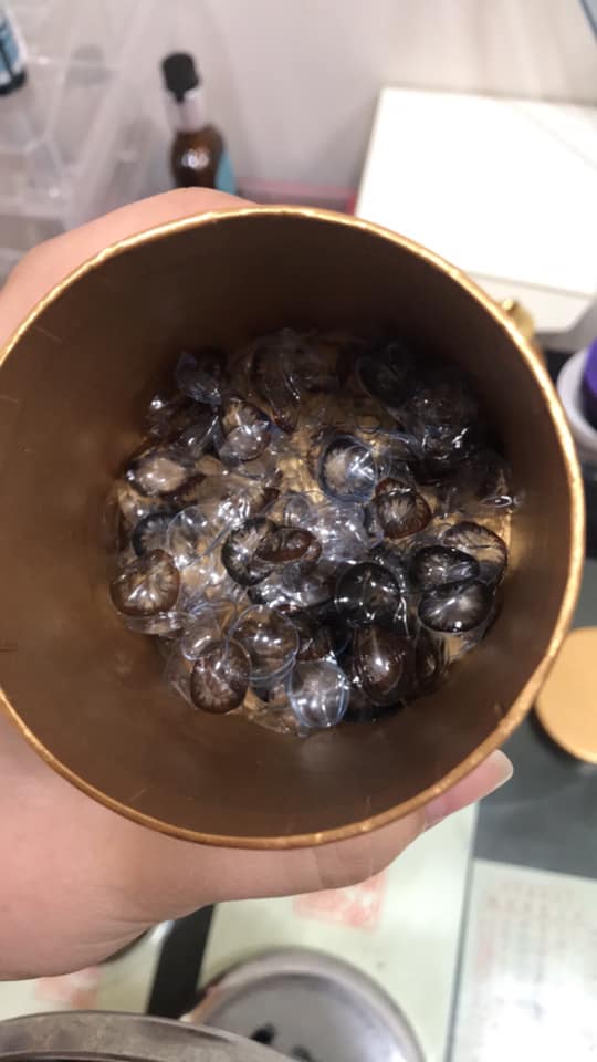 以為有喇牙！女友房間驚見「放射狀多腳肉蟲」嚇壞　靠近一看「異形真面目」網推爆：女生才懂的苦 !