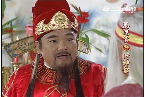 出道多年的他，演出多部,雖然不是擔任要角，但在劇中曝光率超高，堪稱最強「綠葉」。在家中猝死..2天後才被發現..