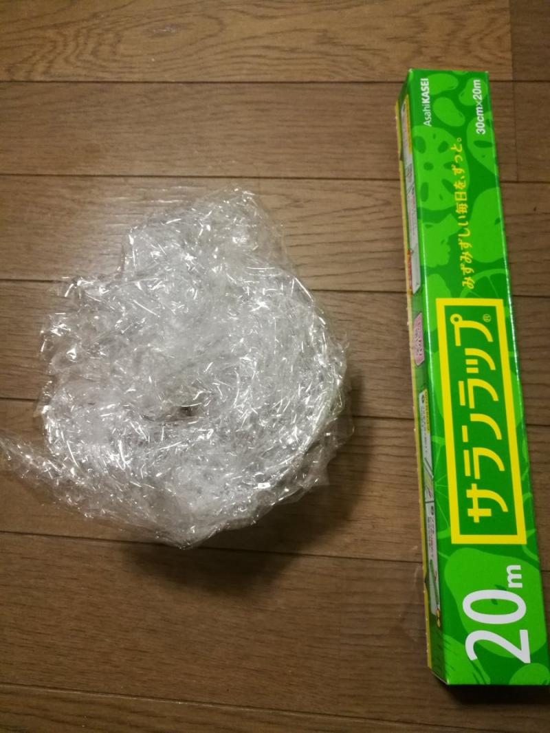 鋁箔金屬球落伍了？推特現在最夯的是把「保鮮膜」做成「玻璃球」！