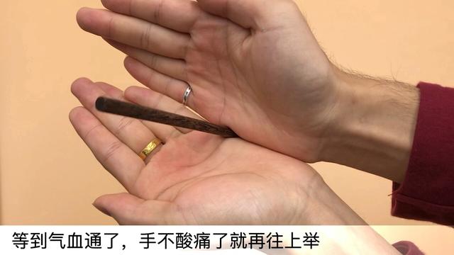 舊筷子別再扔掉了，綁根繩子掛陽台，一年能省下不少錢，快試試 