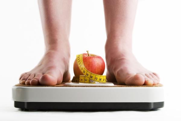 晚餐只吃水果不減肥！若想減肥還需健康3步走