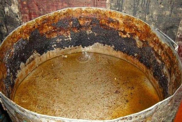 少在外面吃飯一位廚師冒死拍攝的圖片看完後你絕對會感謝我的……