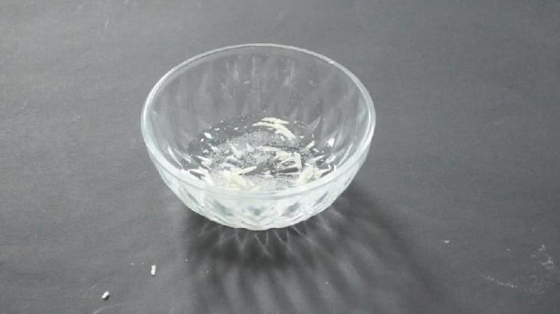 晚上不用點蚊香了！床下放一個「易拉罐」，一整晚都不會有蚊子來咬你 !