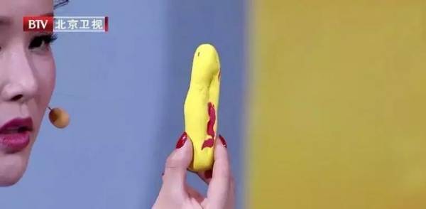 腫瘤專家警告：大便出現3個訊號，是大腸癌。。