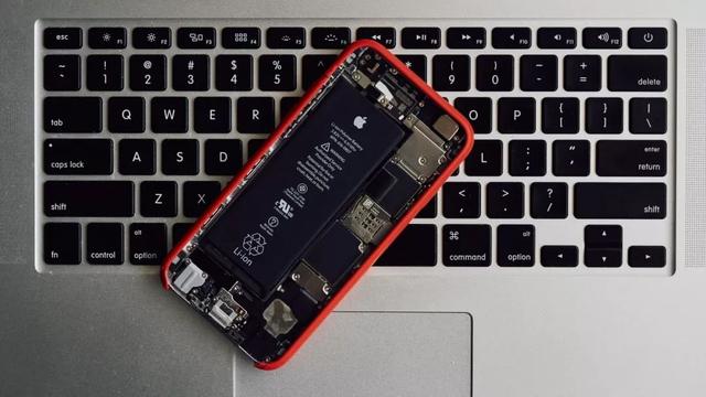 手機掉電太快？其實是你充電方式錯了 !