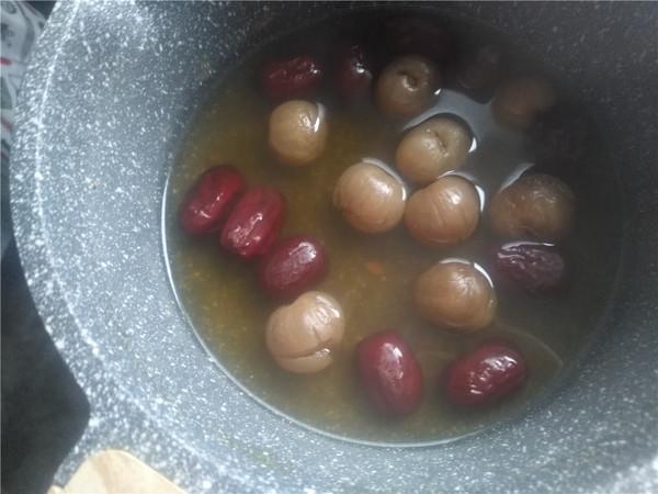 桂圓紅棗薑湯，暖身體、嫩皮膚，經常喝預防痛經、養氣色！