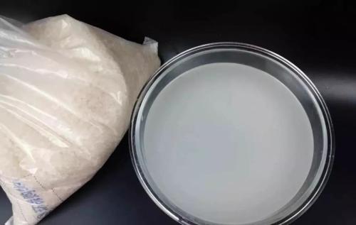 淘米水不要再倒掉，一碗淘米水作用太多了，現在知道還不晚