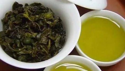 愛喝茶的注意了，用腦喝綠茶，減肥喝烏龍，刮油喝生普，不要喝錯了