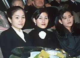 三星總栽女兒嫁保全，丈夫卻二度自殺！要求70億離婚，婚姻不幸，她還是把人生活得優雅亮麗！