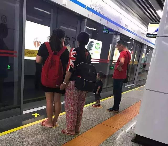 父母的教養，就是孩子的起跑線，能這樣做的媽媽，怎麼會教出熊孩子？