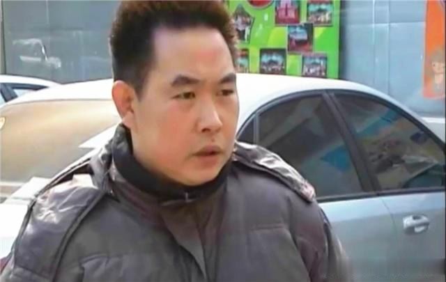 離婚16年後，前夫將她接回家與現任妻子同住，前妻的丈夫：侮辱我