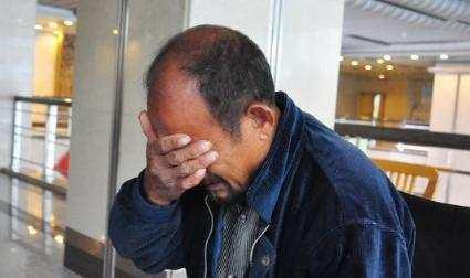 結婚前男友拋棄我和肚子裡的孩子，攀上富家女，我笑著給他個驚喜