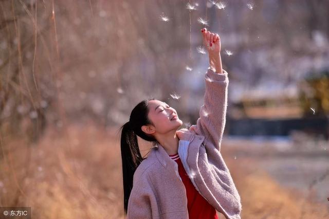 有智慧的母親為女兒打算：出嫁之前把你的錢交給我，別帶去婆家了
