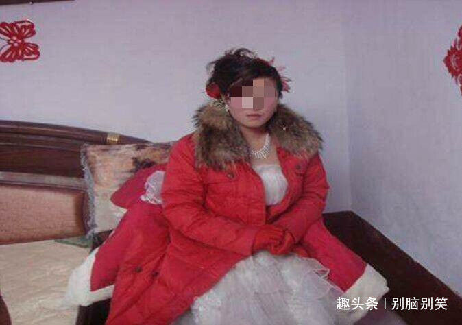 新婚夜新娘被前男友叫走，回來後精神失常，得知原因新郎上門感謝
