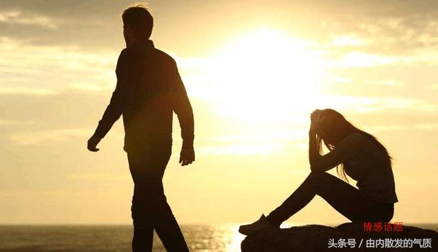 「母親病危我帶老婆一起去看望，老婆一番話後，我怒提離婚」